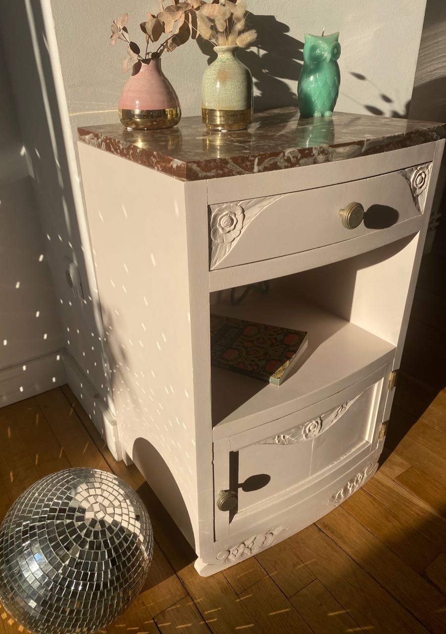 Art deco bedside