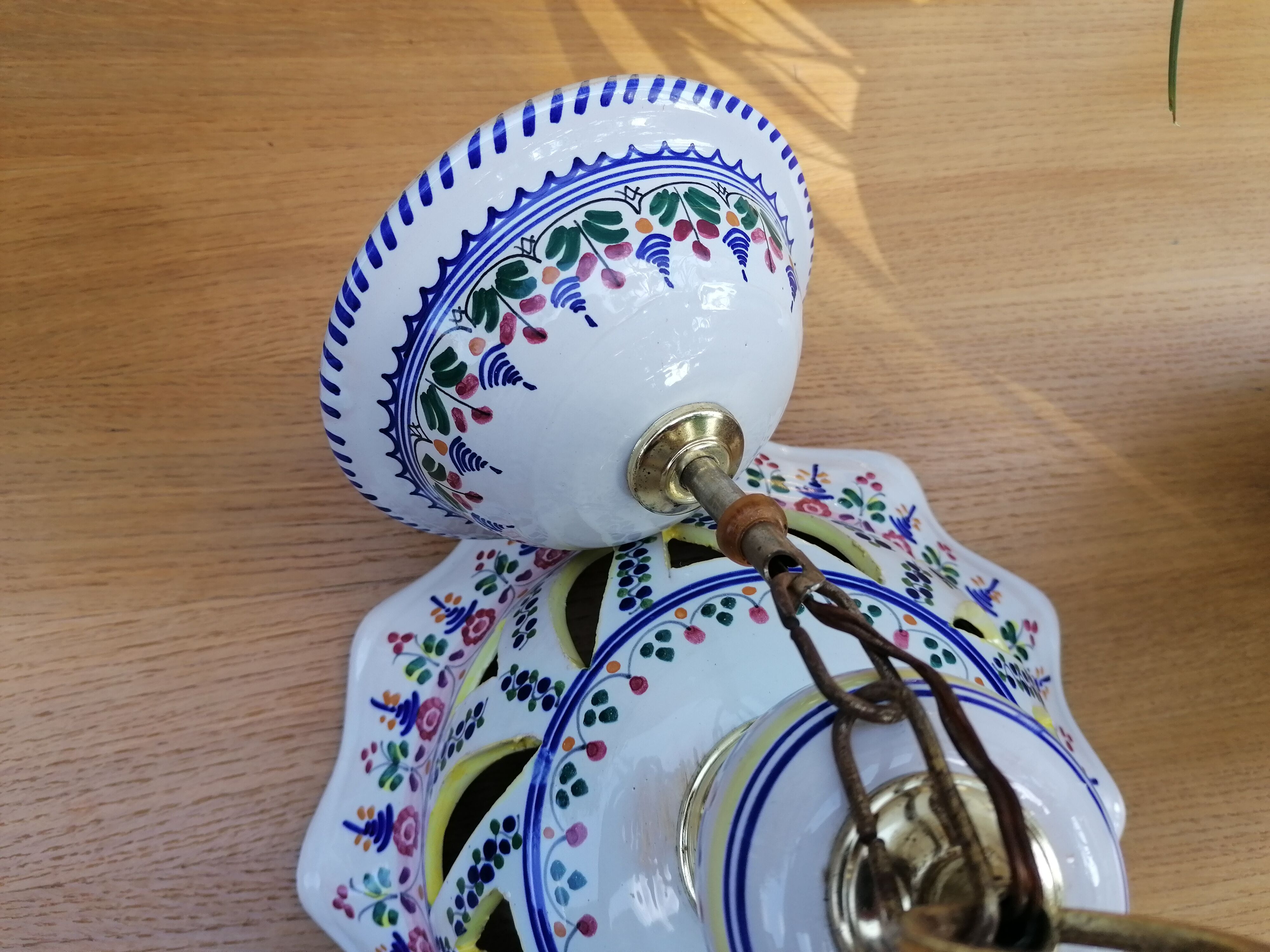 Vintage hand-painted earthenware suspension