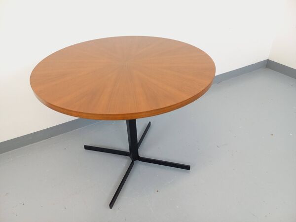 Grande table basse ronde style scandinave vintage modulable en table