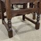 Suite de 6 chaises anglaises 19ème en chêne