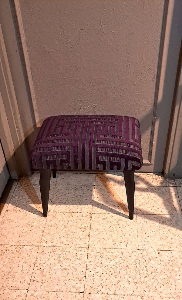 Tabouret repose pied bois restauration tapissière XX meuble d'appoint