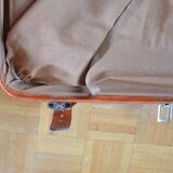 Suitcase in skai