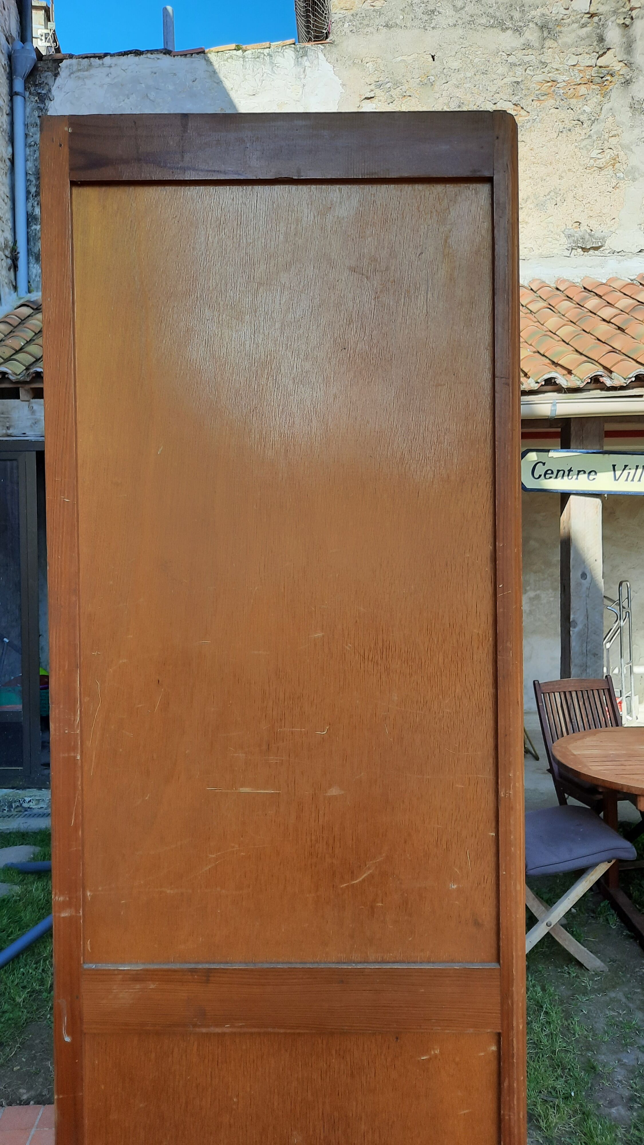 Armoire parisienne