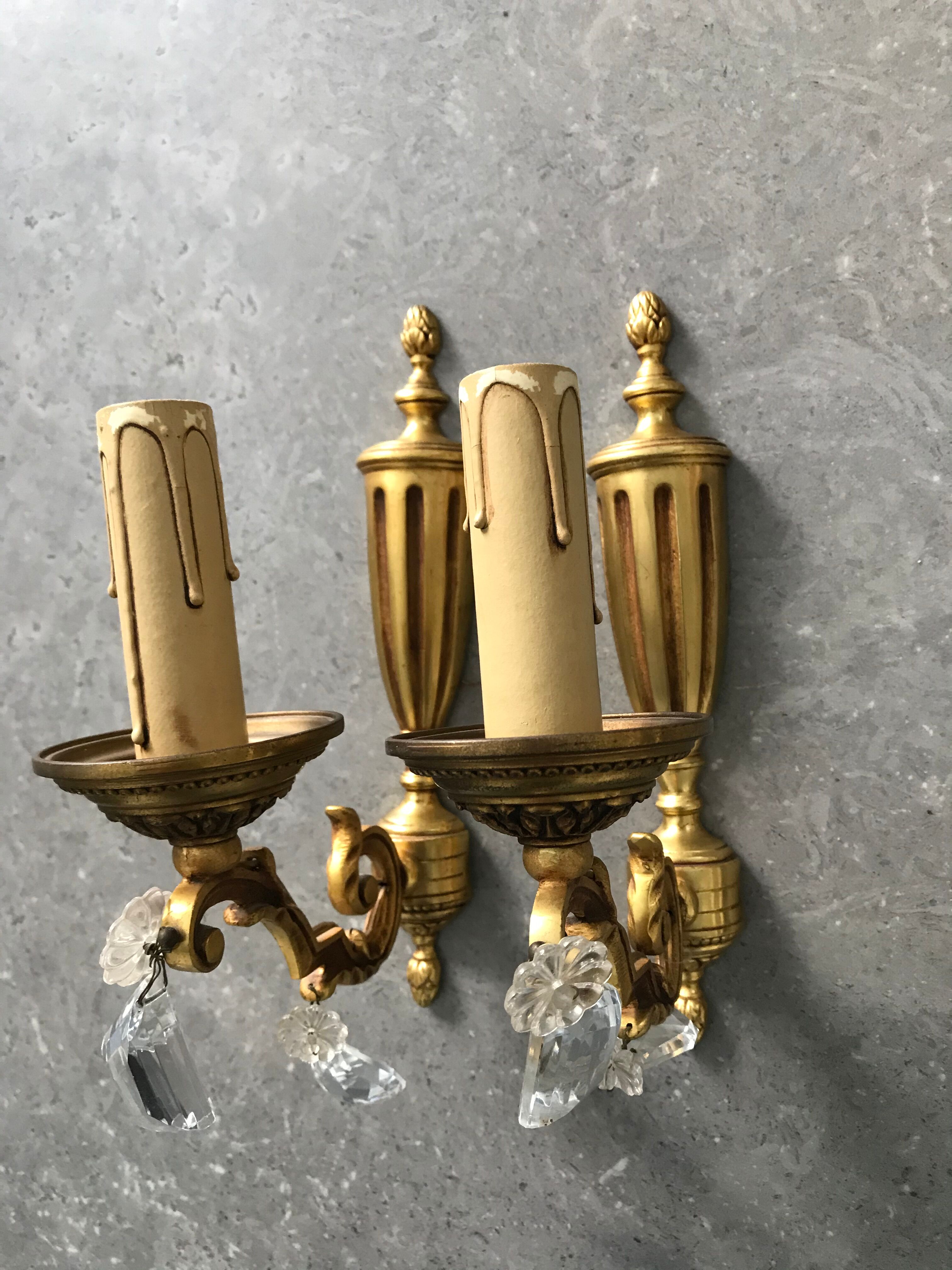 Paire d'applique Louis XVI bronze avec pampilles
