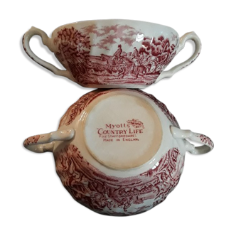 Duo of cups called "trembleus", 80s, England