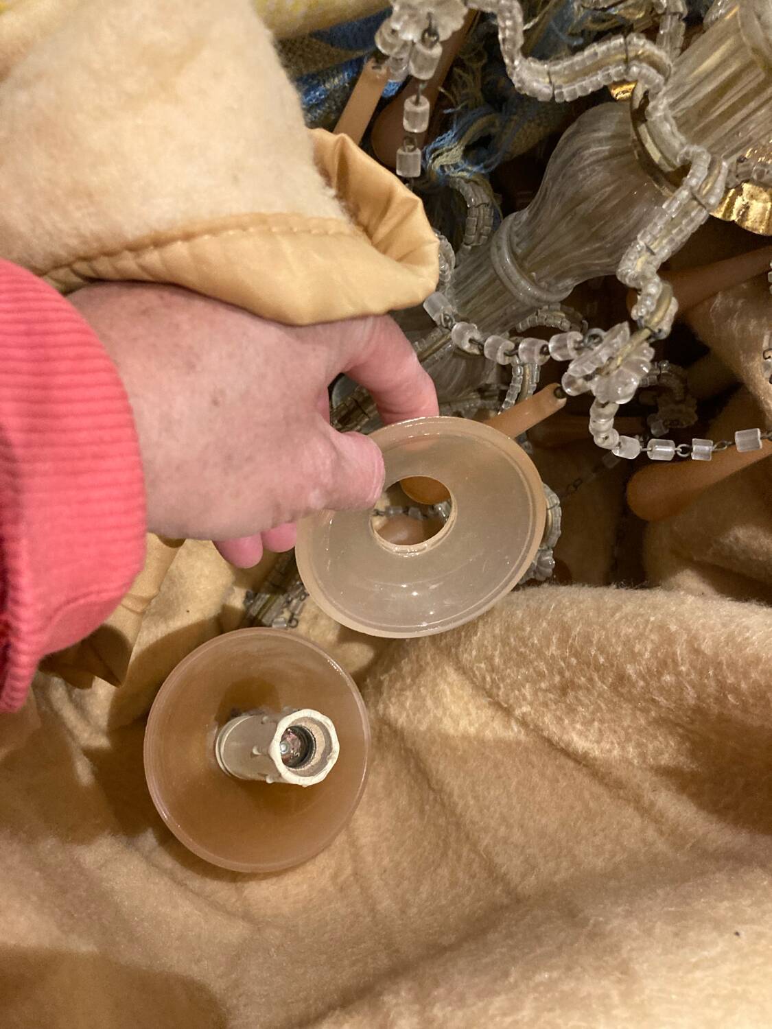 Superb antique chandelier brass/glass/Murano opal.