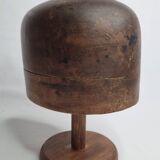 Standing wooden hat shape, 1900