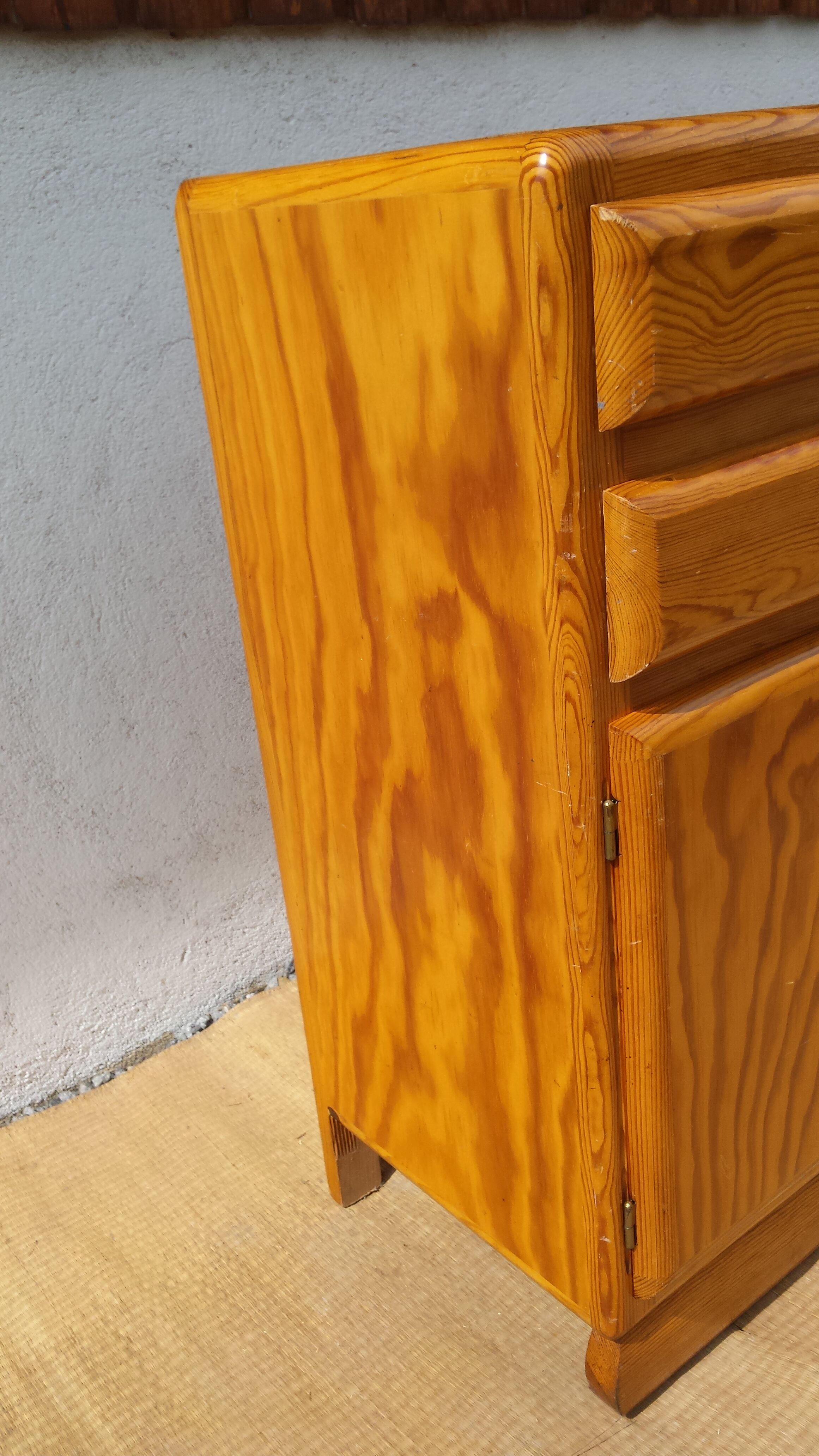 Buffet mado bas couleur miel