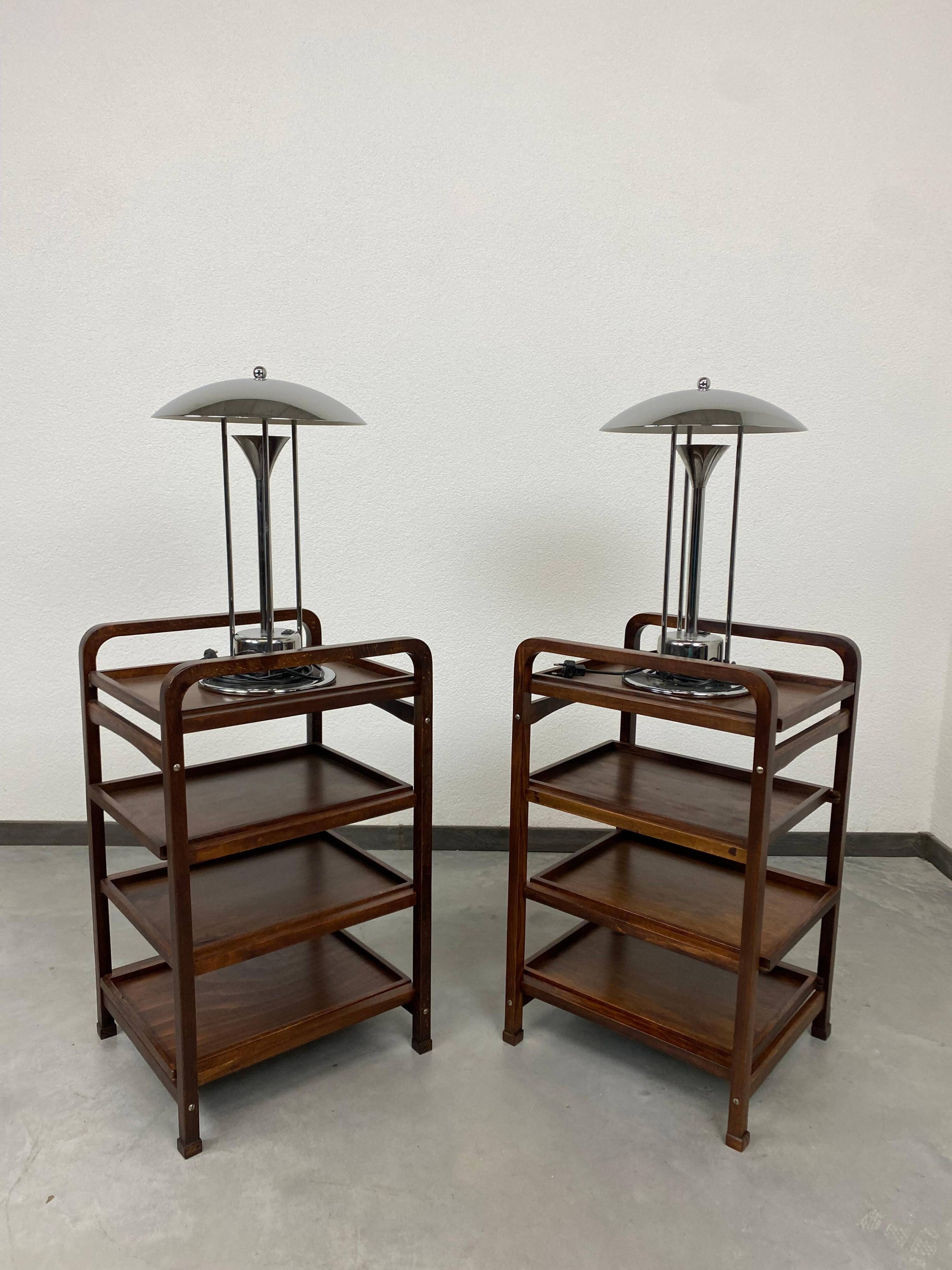 Thonet shelves