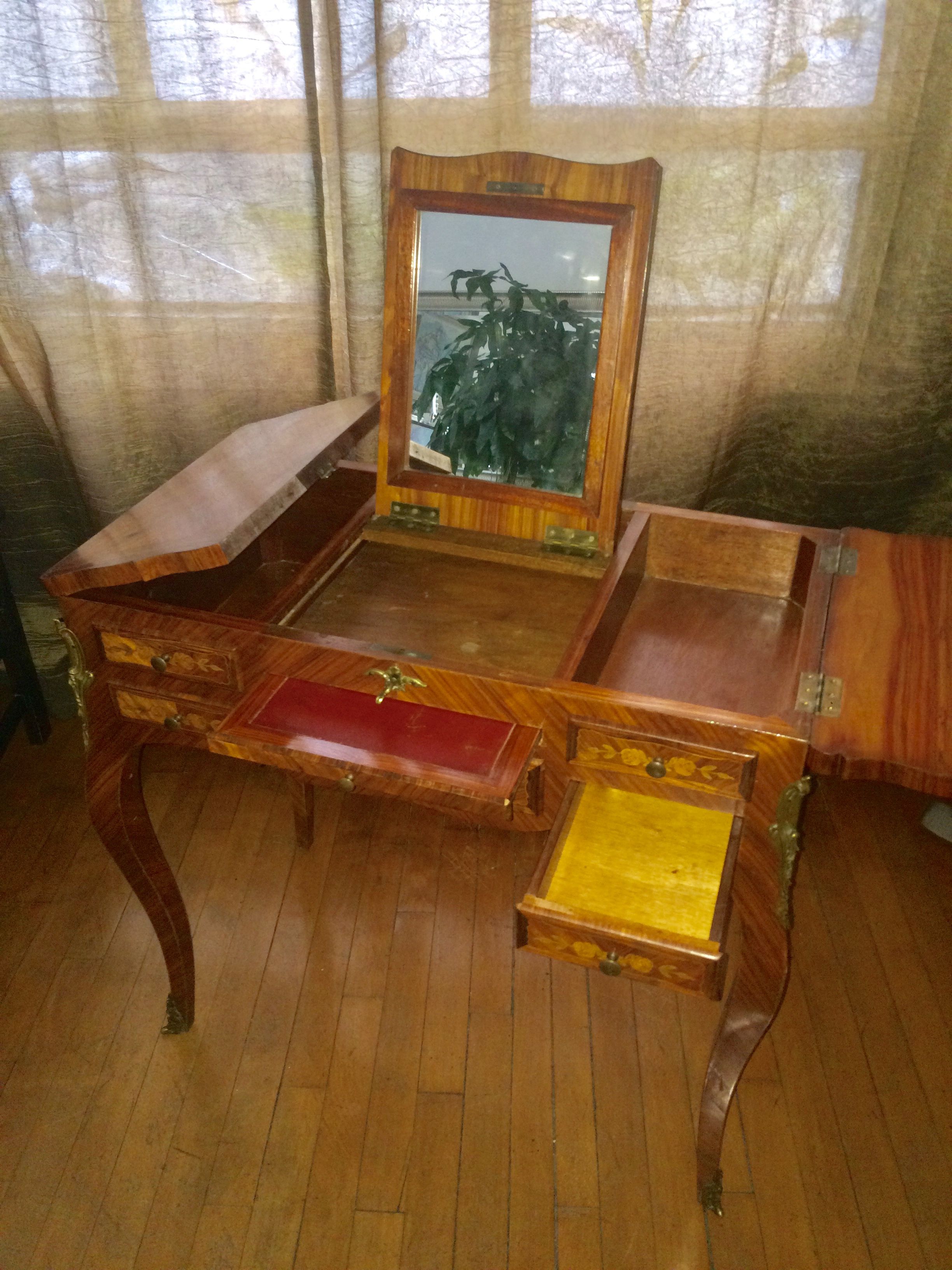 Hairdresser Style Louis XV Marquetry rosewood