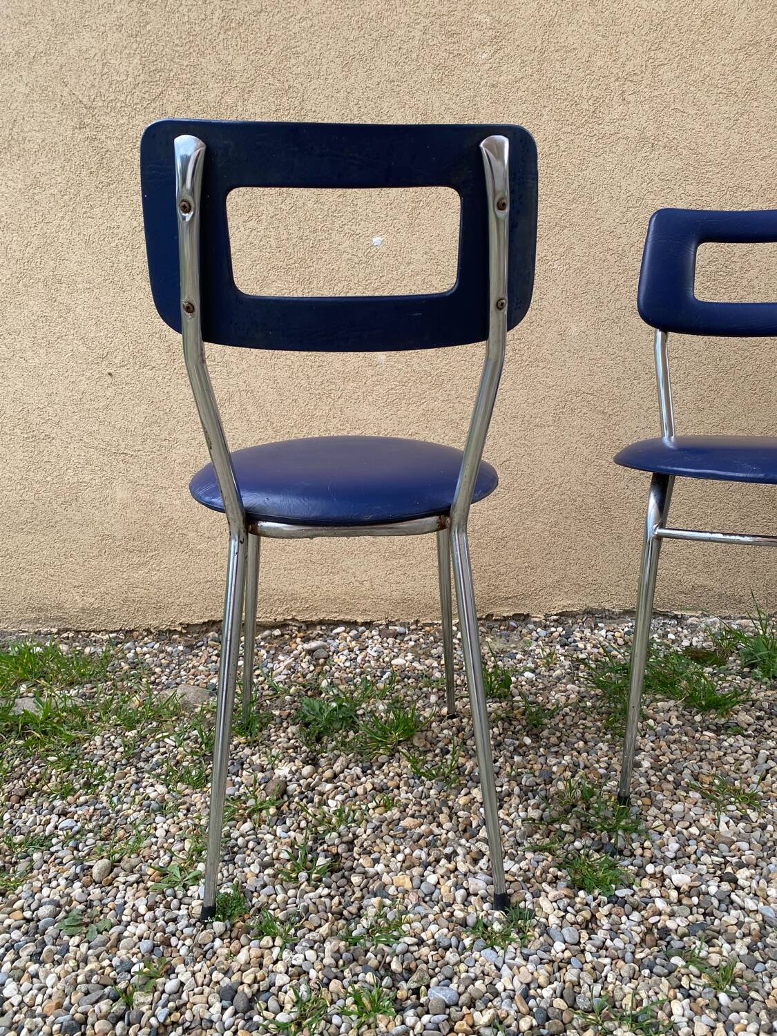 Lot of 70s chairs