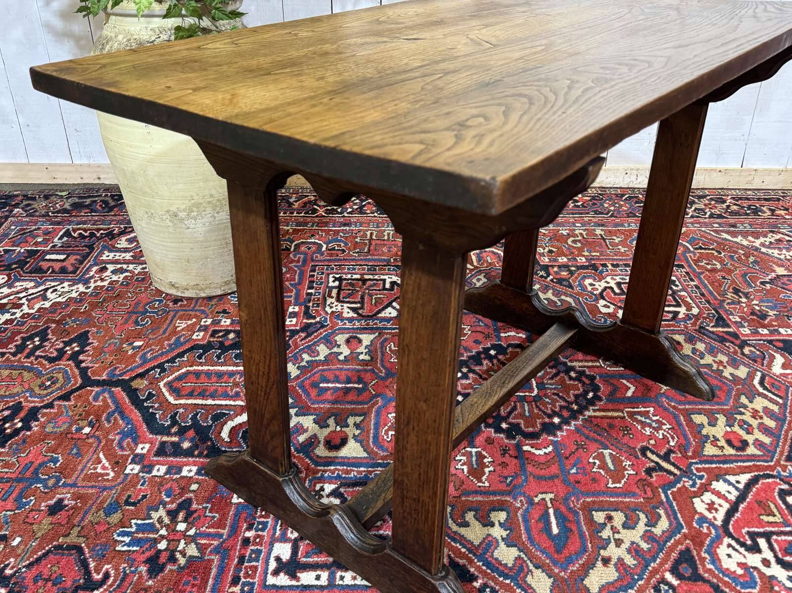 Bistro table in chestnut from the 1950s.