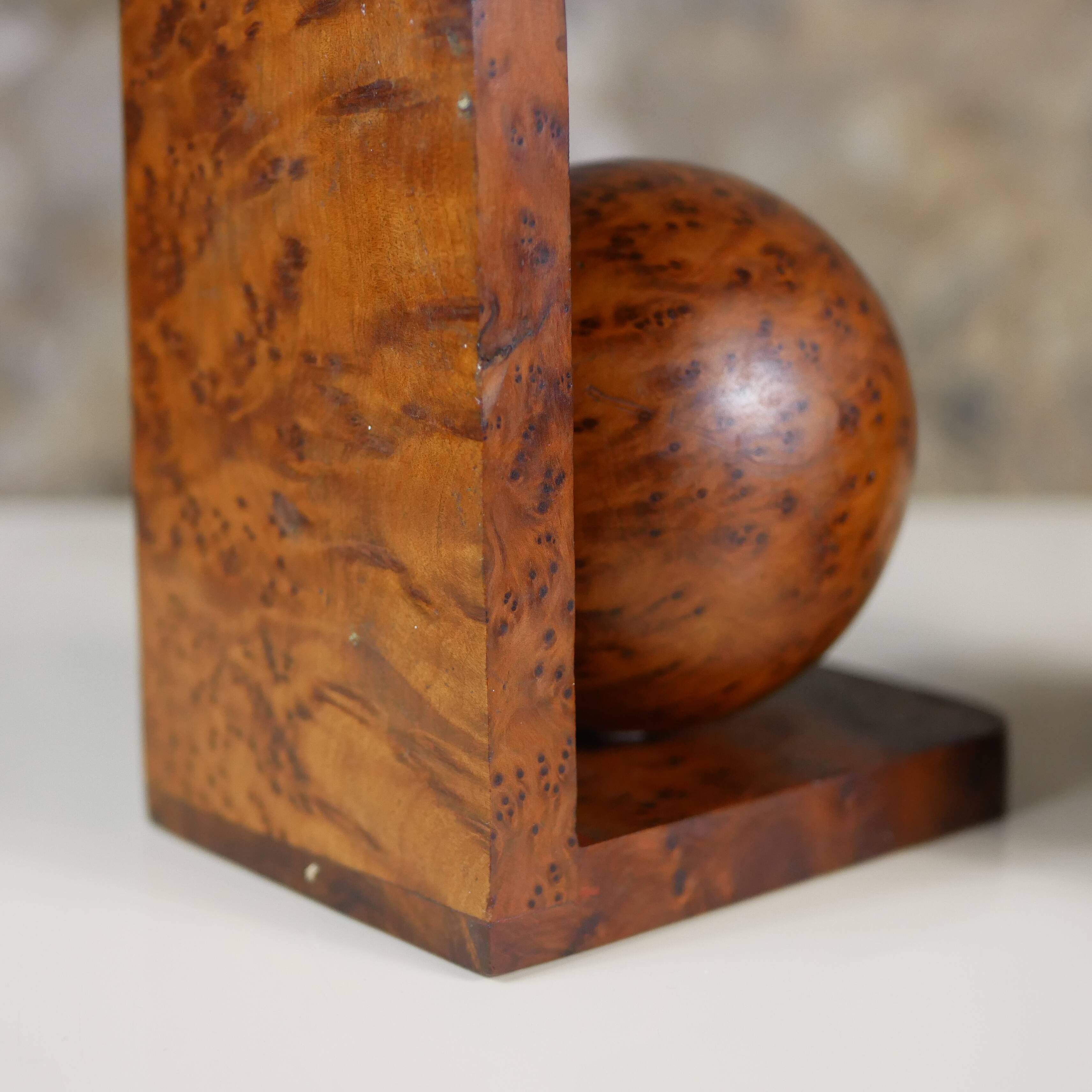 Pair of Art Deco bookends in cedar burl, France, 1930