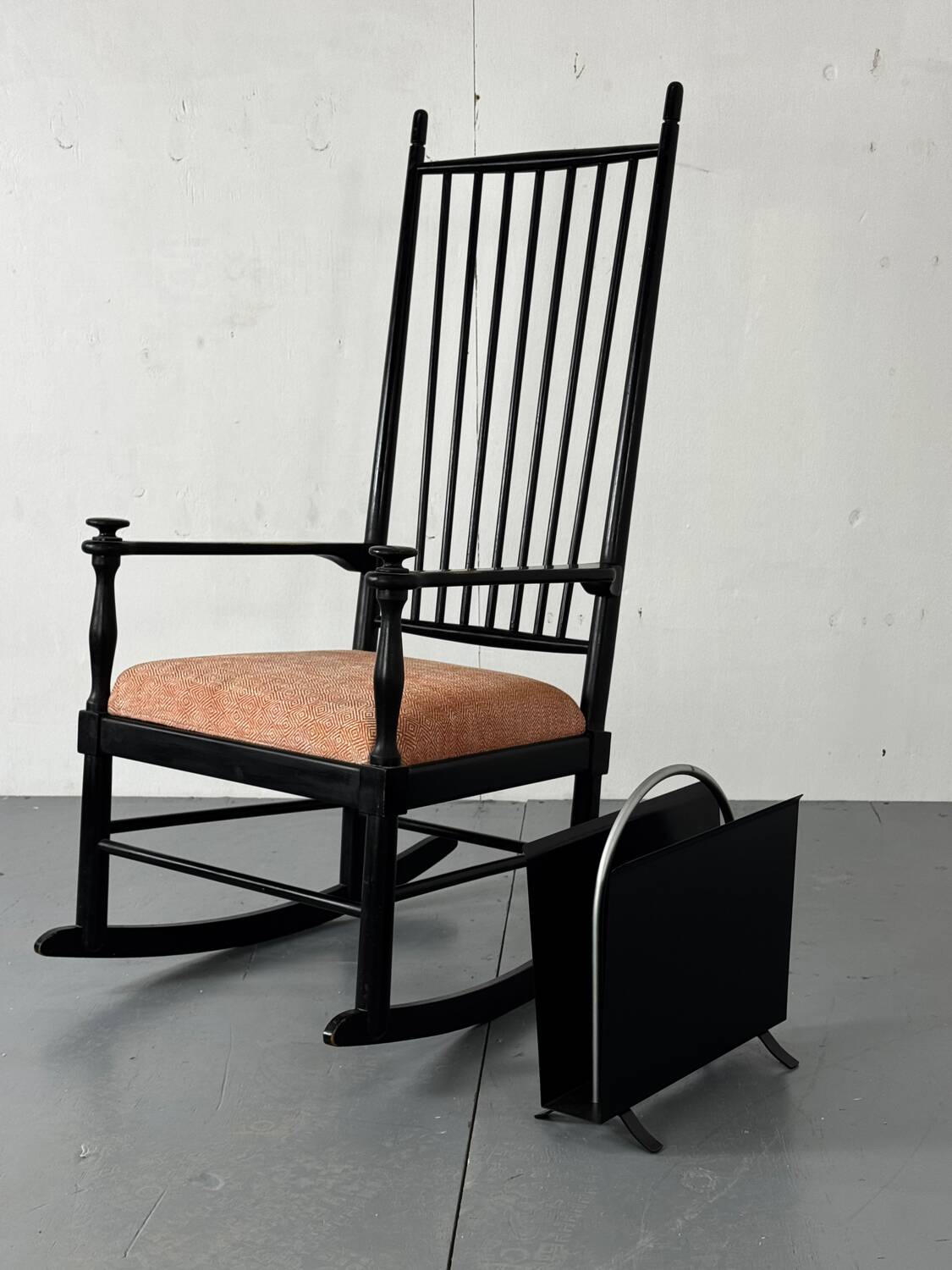 Porte-revues de style Bauhaus par Gispen, années 1930