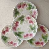 4 plates decorated strawberries in Onnaing slurry