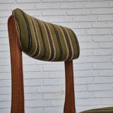 1960s, set of 4 Danish dinning chairs, solid teak wood, original condition.