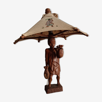 Lamp has posed, lampshade parasol foot carved wood