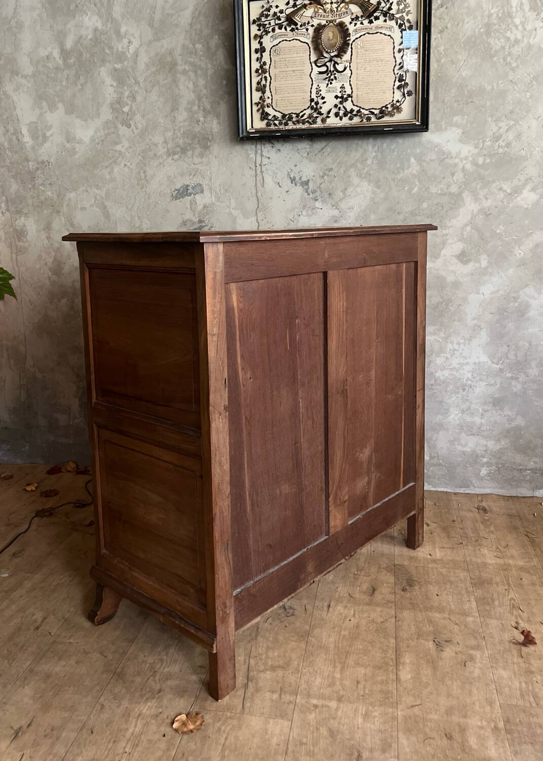 Old chest of drawers