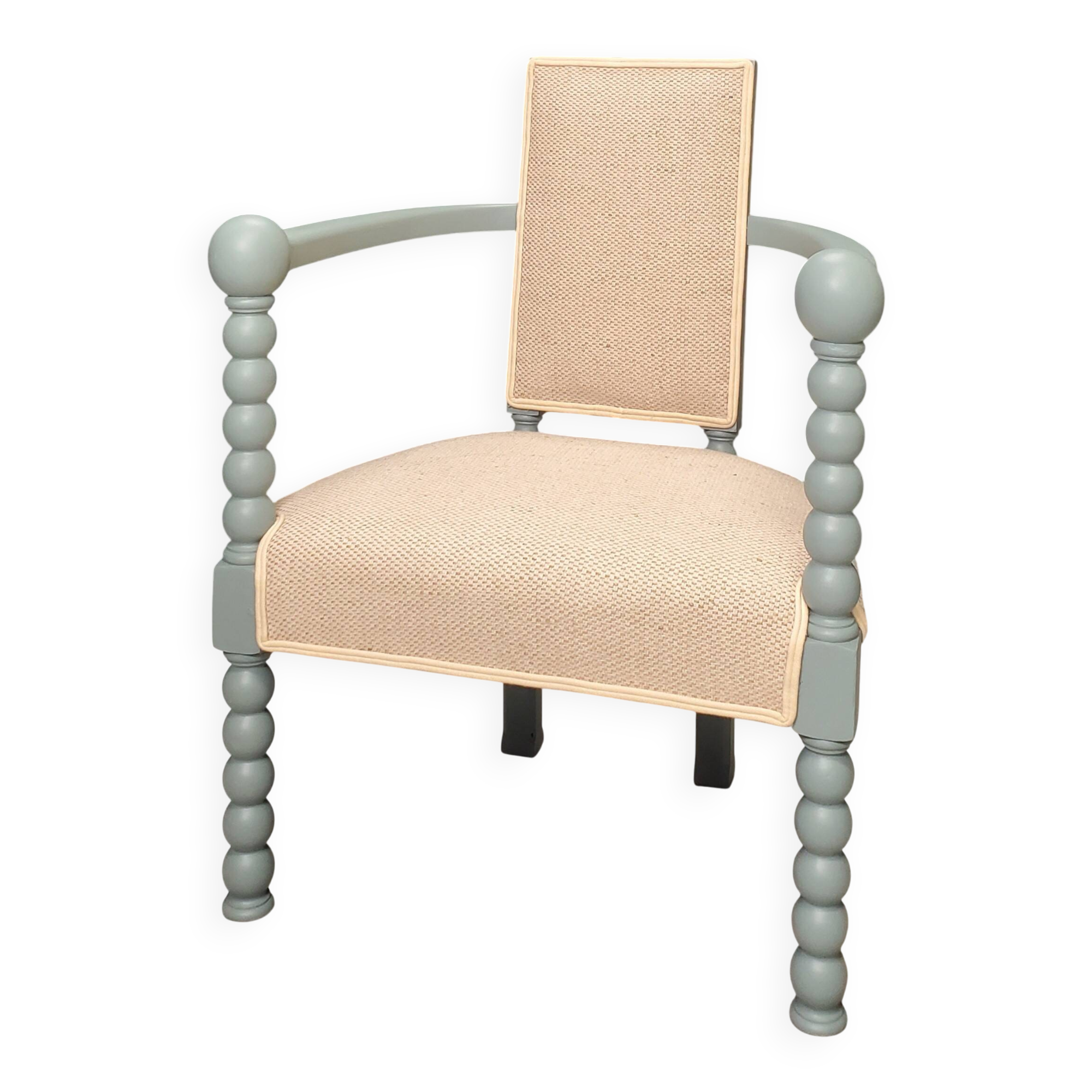Classic style armchair