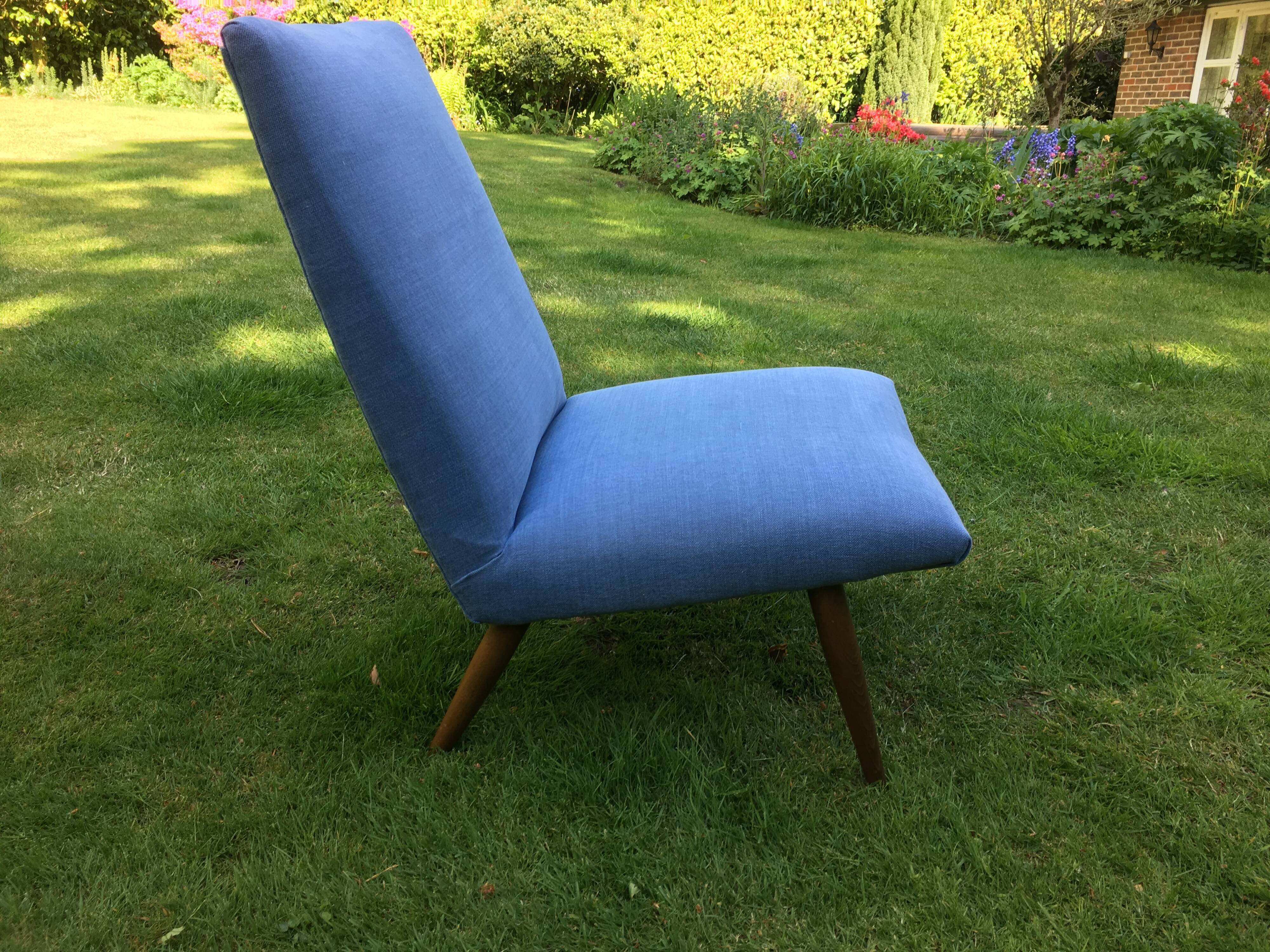 Parker Knoll armchair model PM 945/7