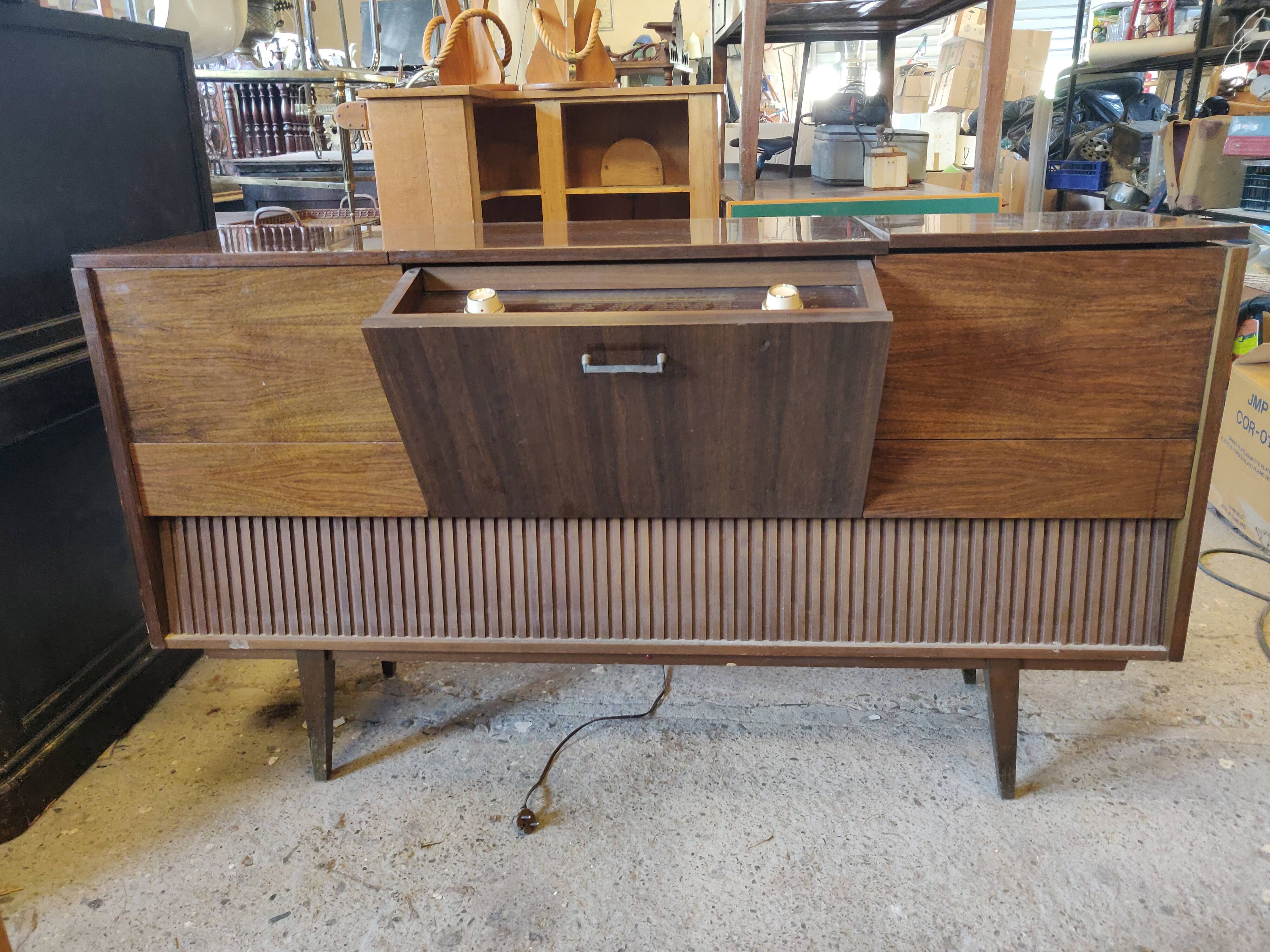 Loewe Ofta sideboard hifi radio record player 60s