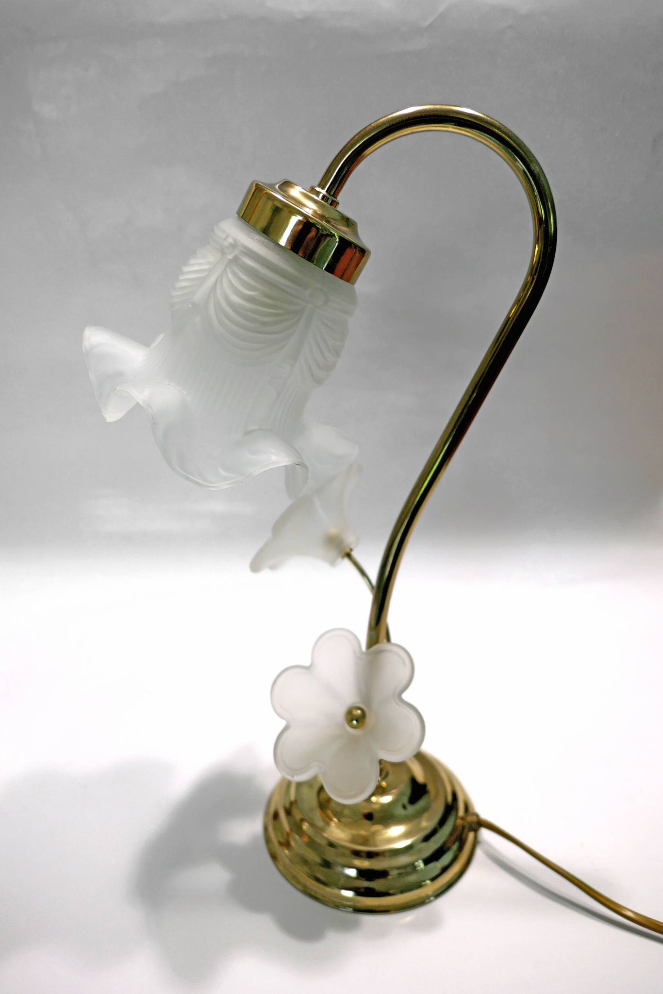 1980s swan neck table lamp
