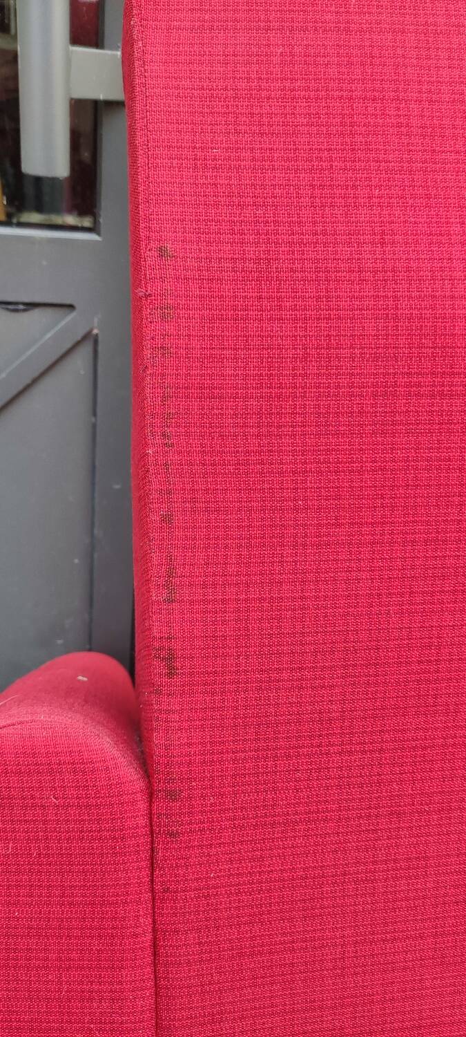 Pair of vintage armchairs with metal legs