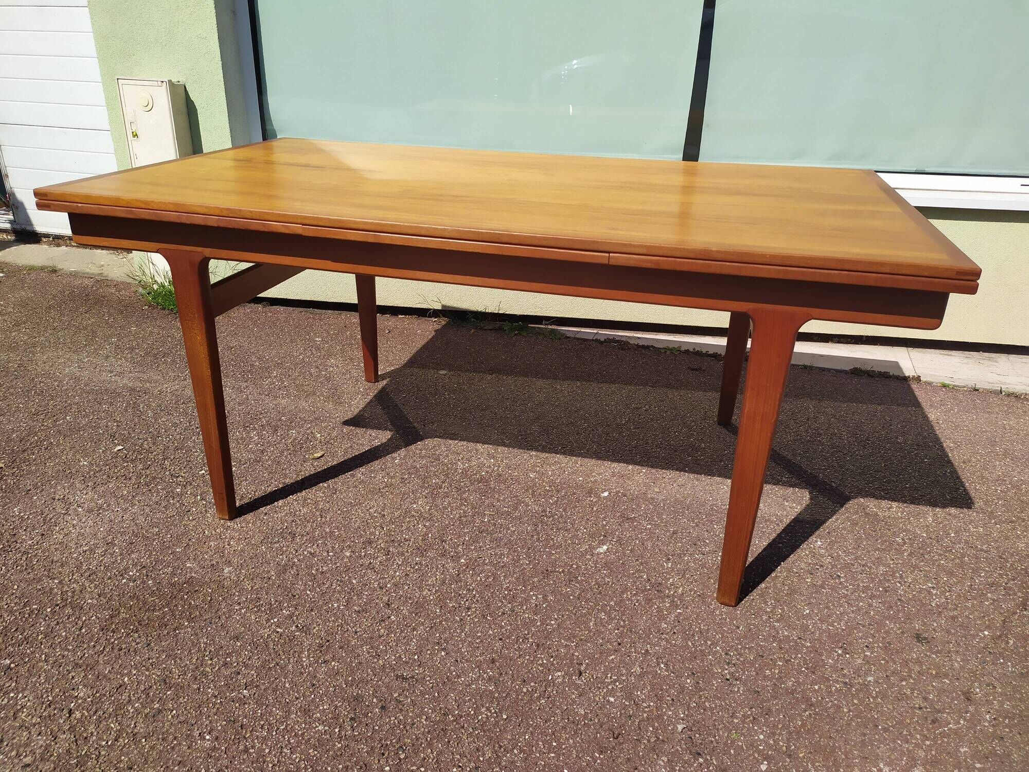 Scandinavian teak dining table with extension 6 to 10 people Henning Kjaernulf