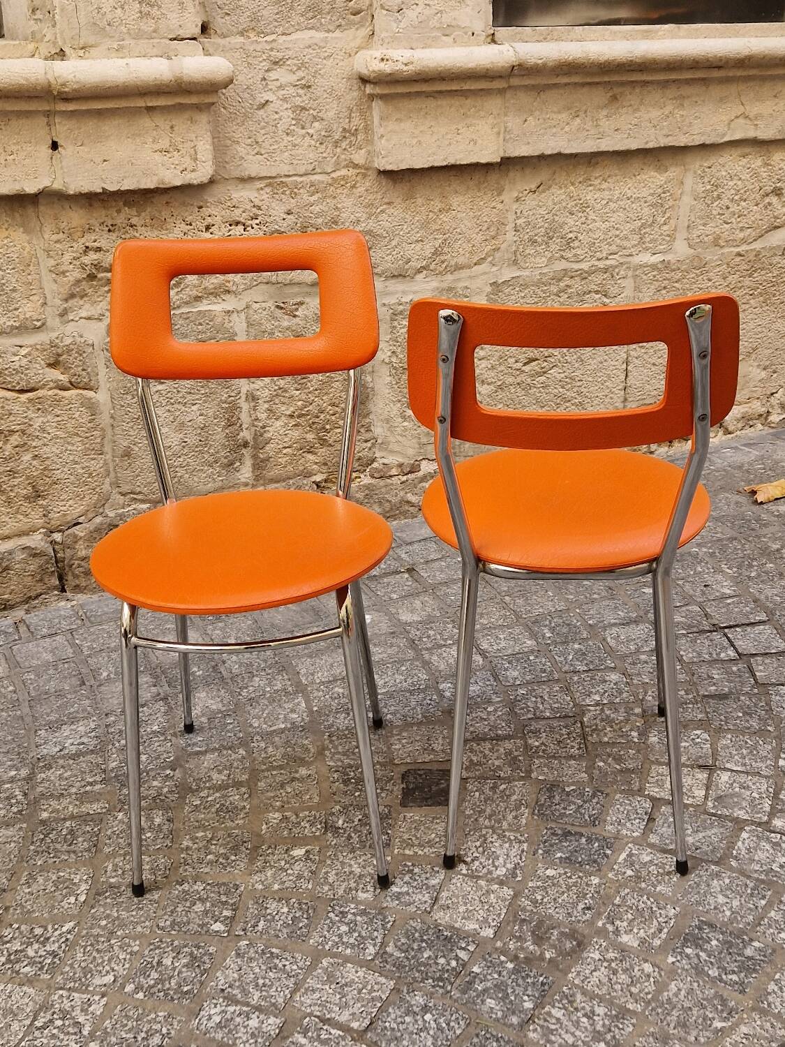 Faux seventies chairs