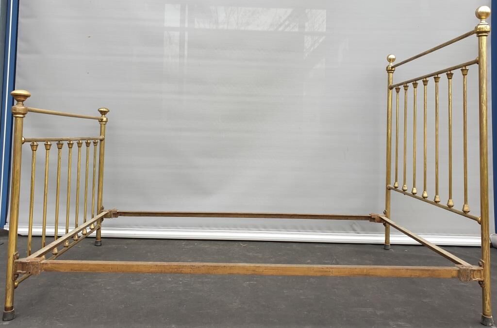 1920s brass bed