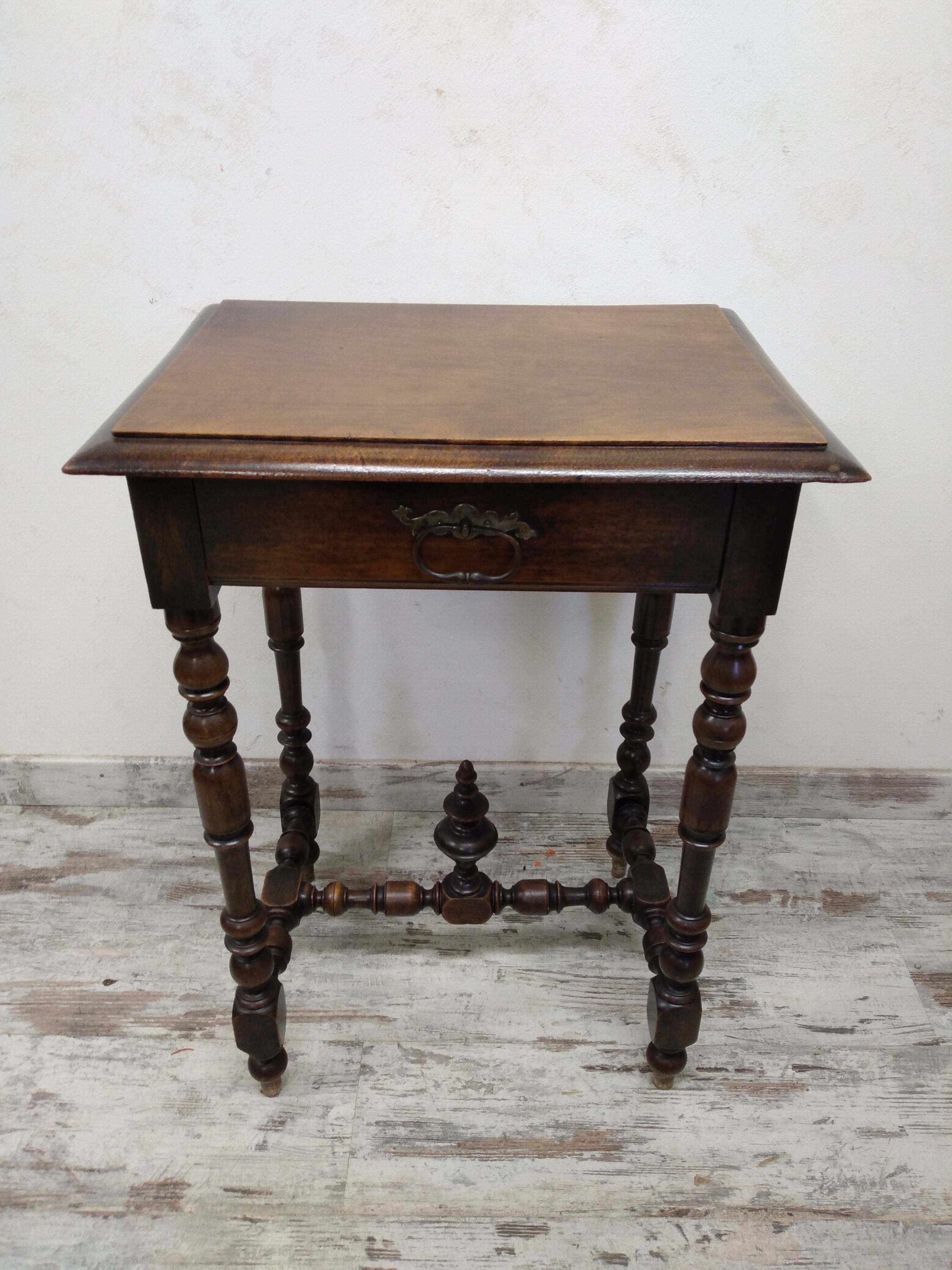 Side table / old harness