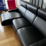 Black leather Steiner sofa