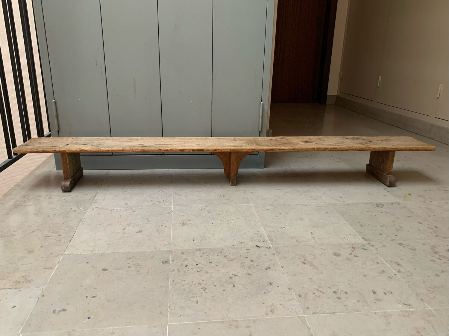 Banc ancien en bois