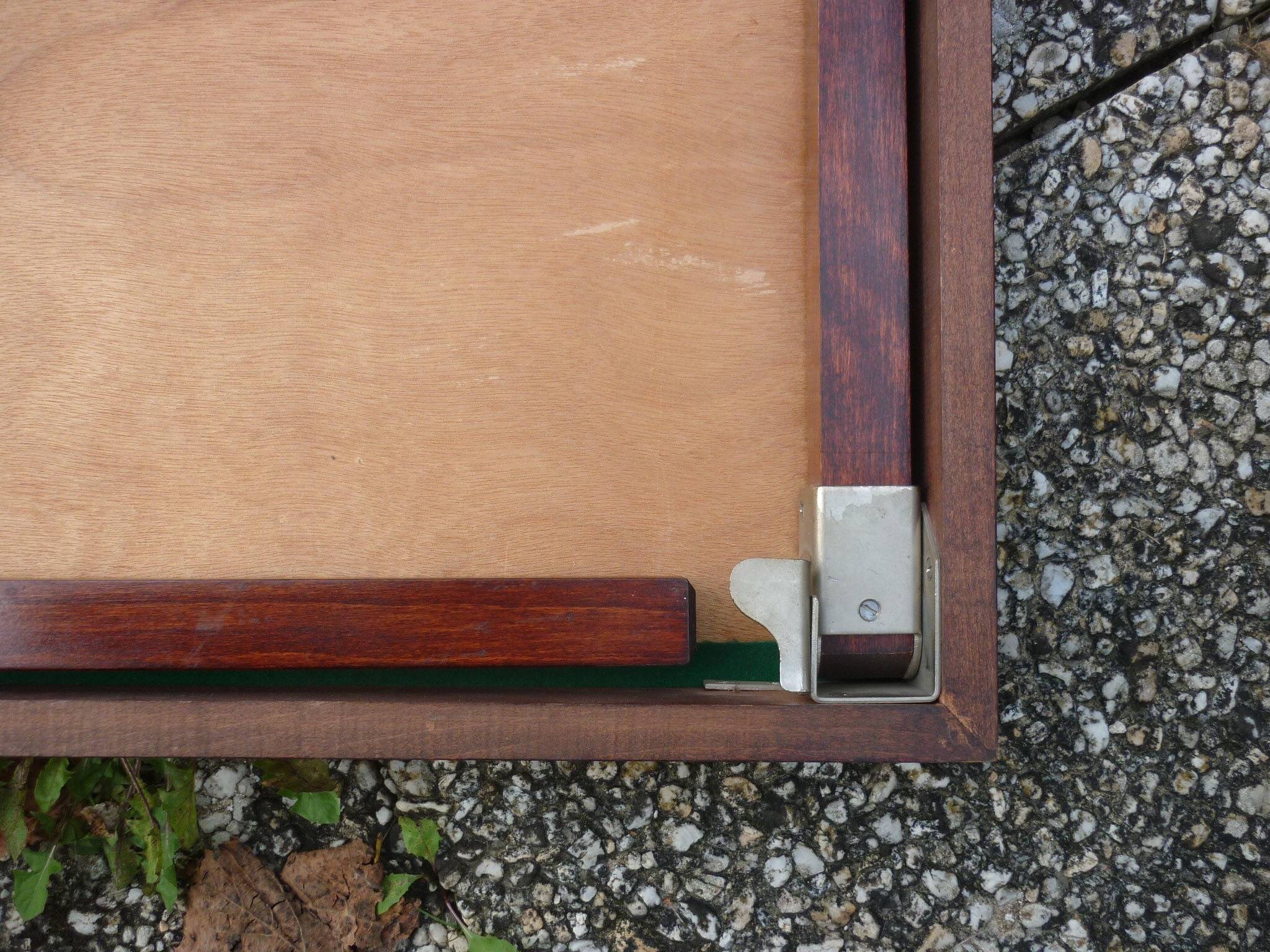 Folding games table 1980