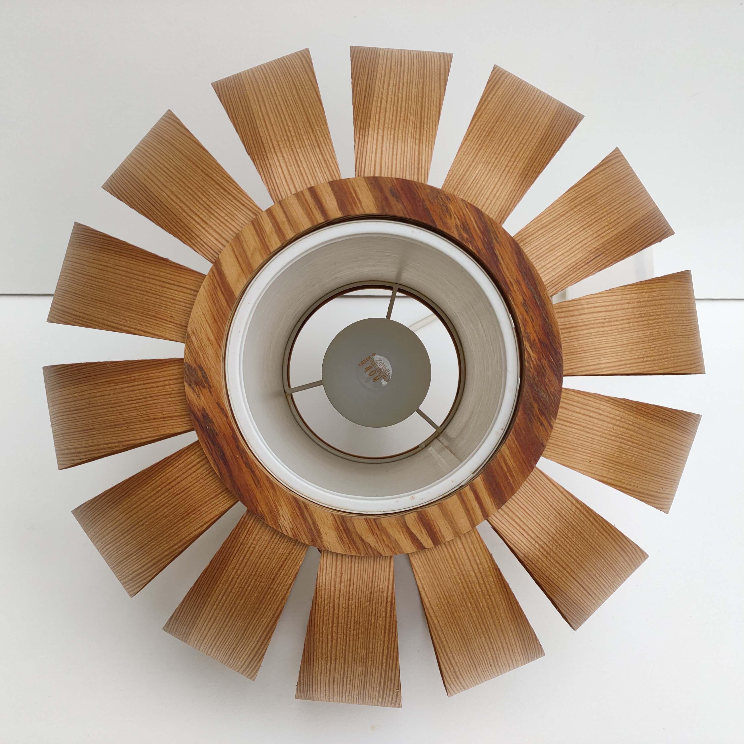 Suspension vintage wooden slats