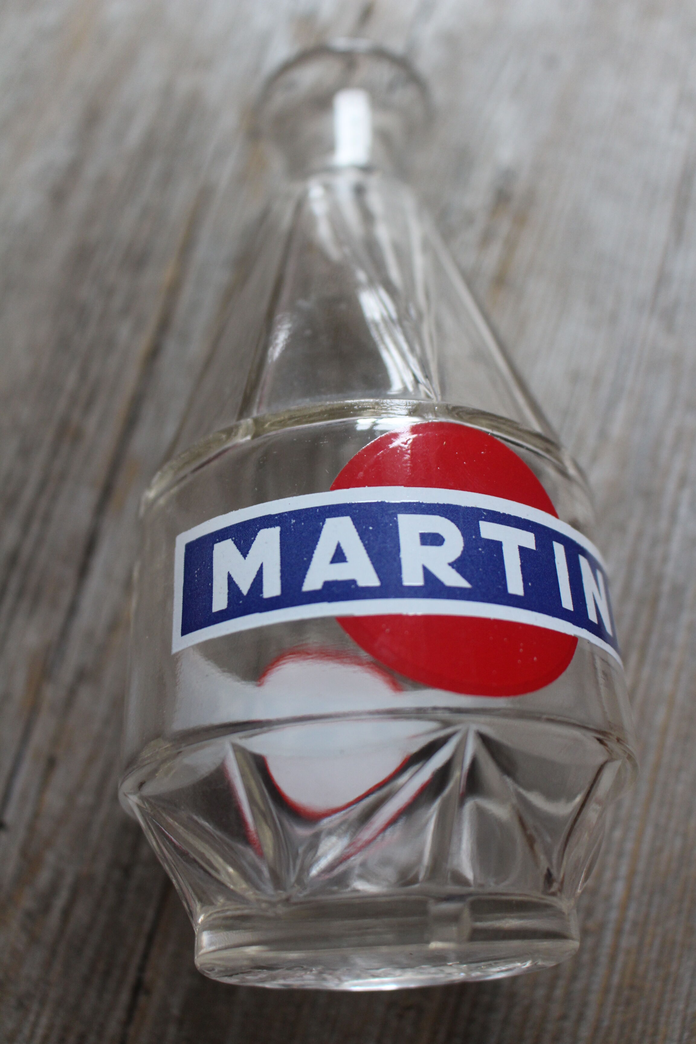 Pichet glass transparent glass vintage pub martini