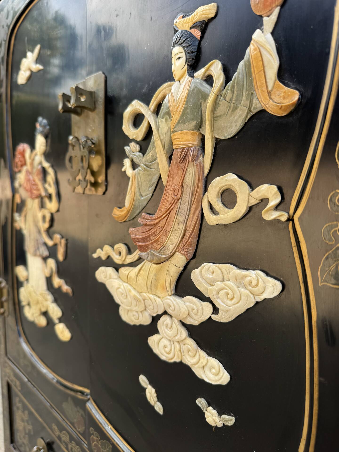 Vintage lacquered Chinese furniture Tianjin
