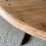 Round extendable table
