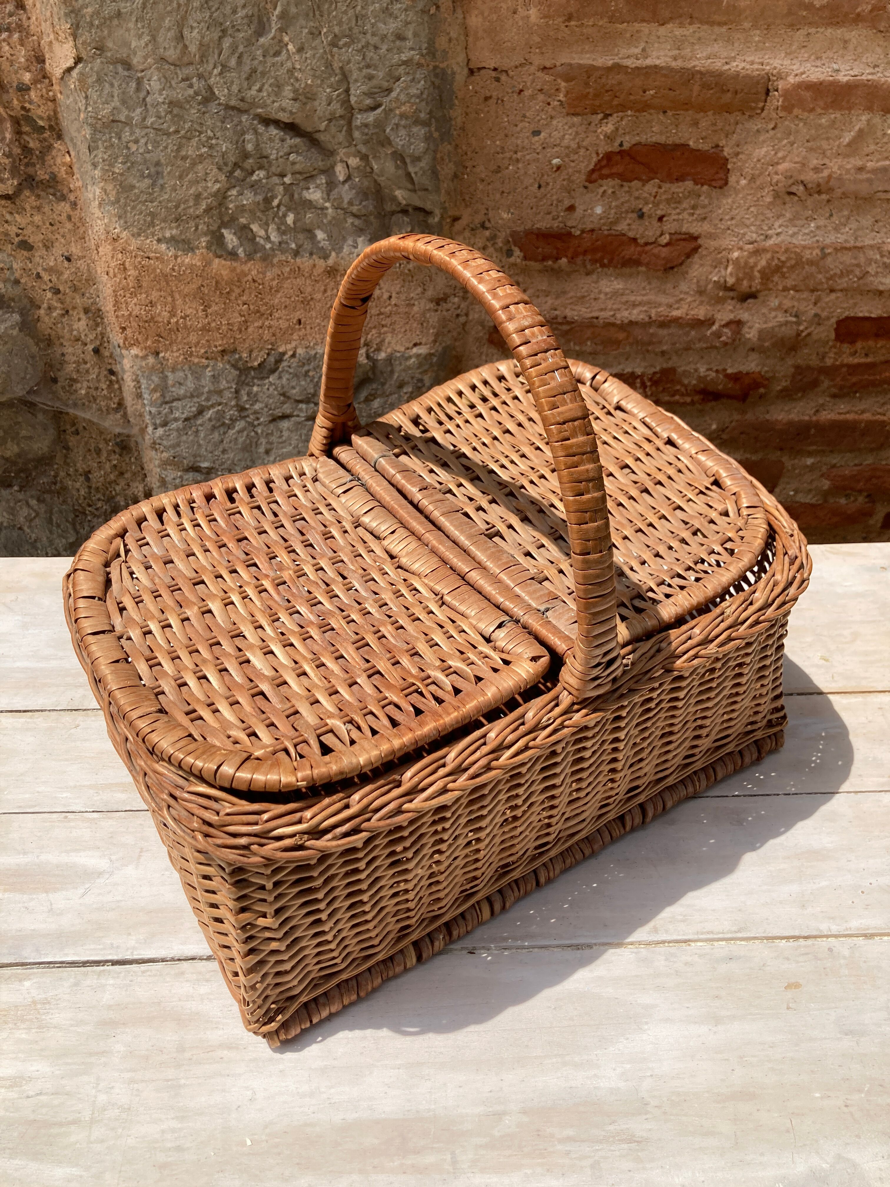 Picnic basket