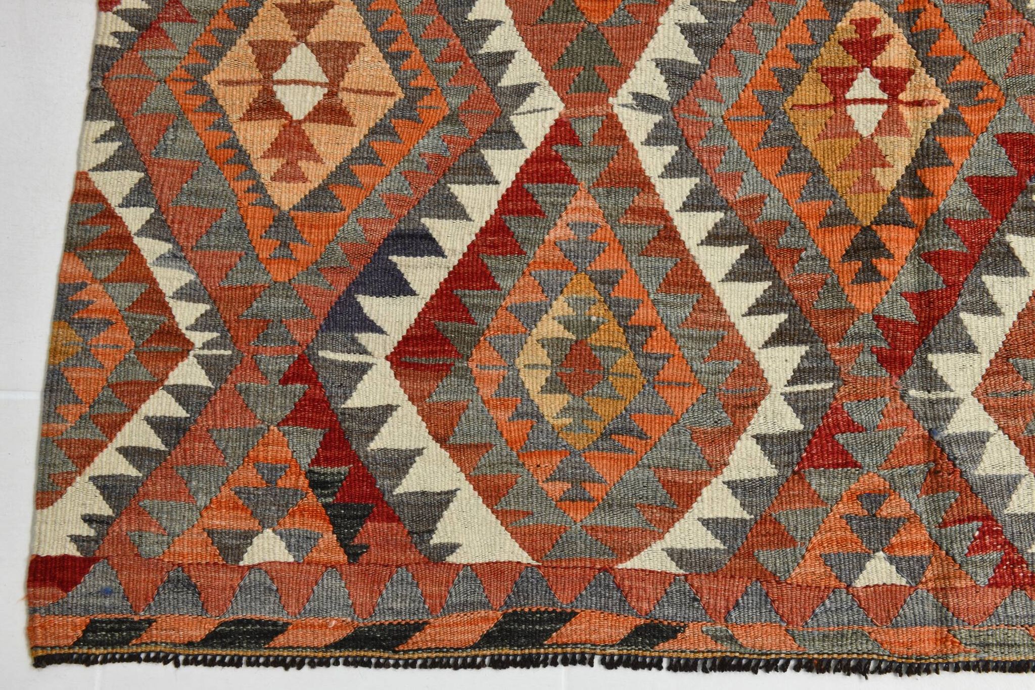Geometric Style 5x9 Vintage Kilim Rug, 155x268Cm