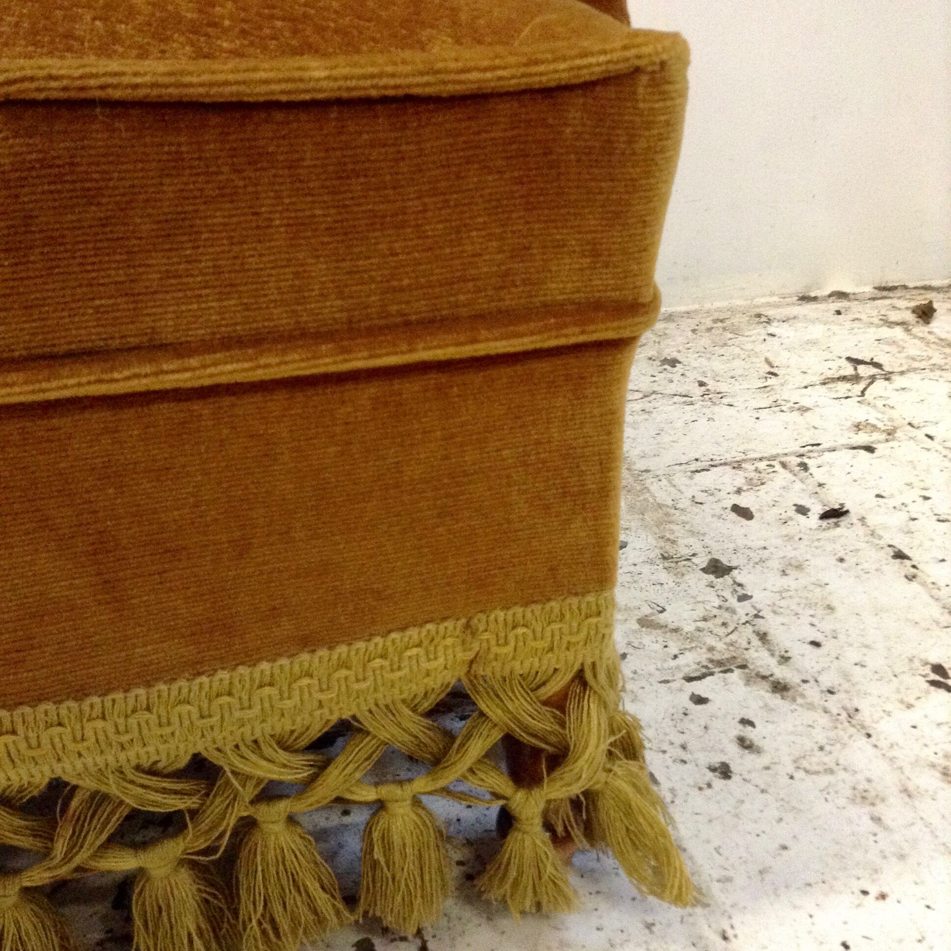 Toad armchair