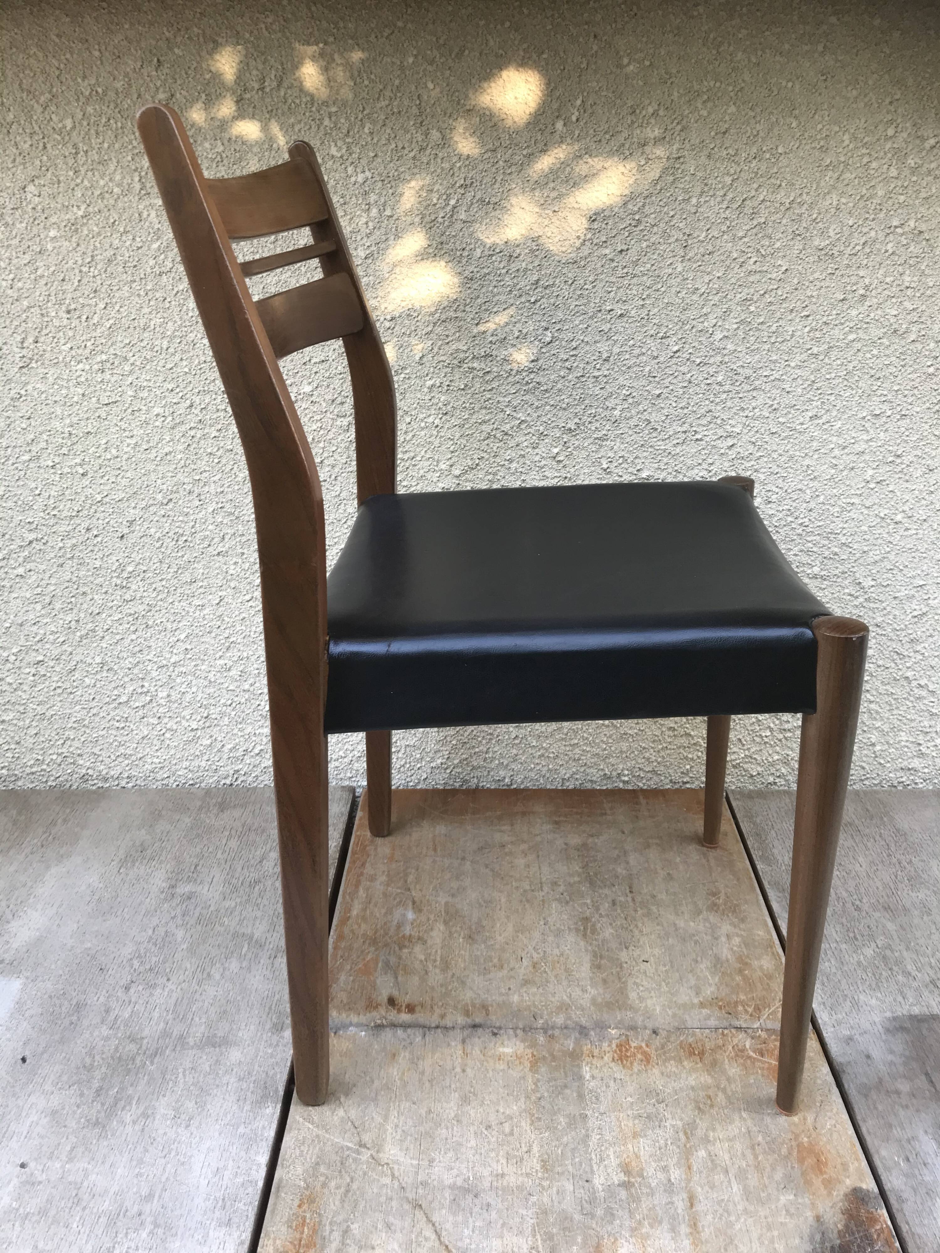 Series of 4 old scandinavian chairs wood teck - skai skaï black vintage
