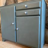 Parisian buffet storm color