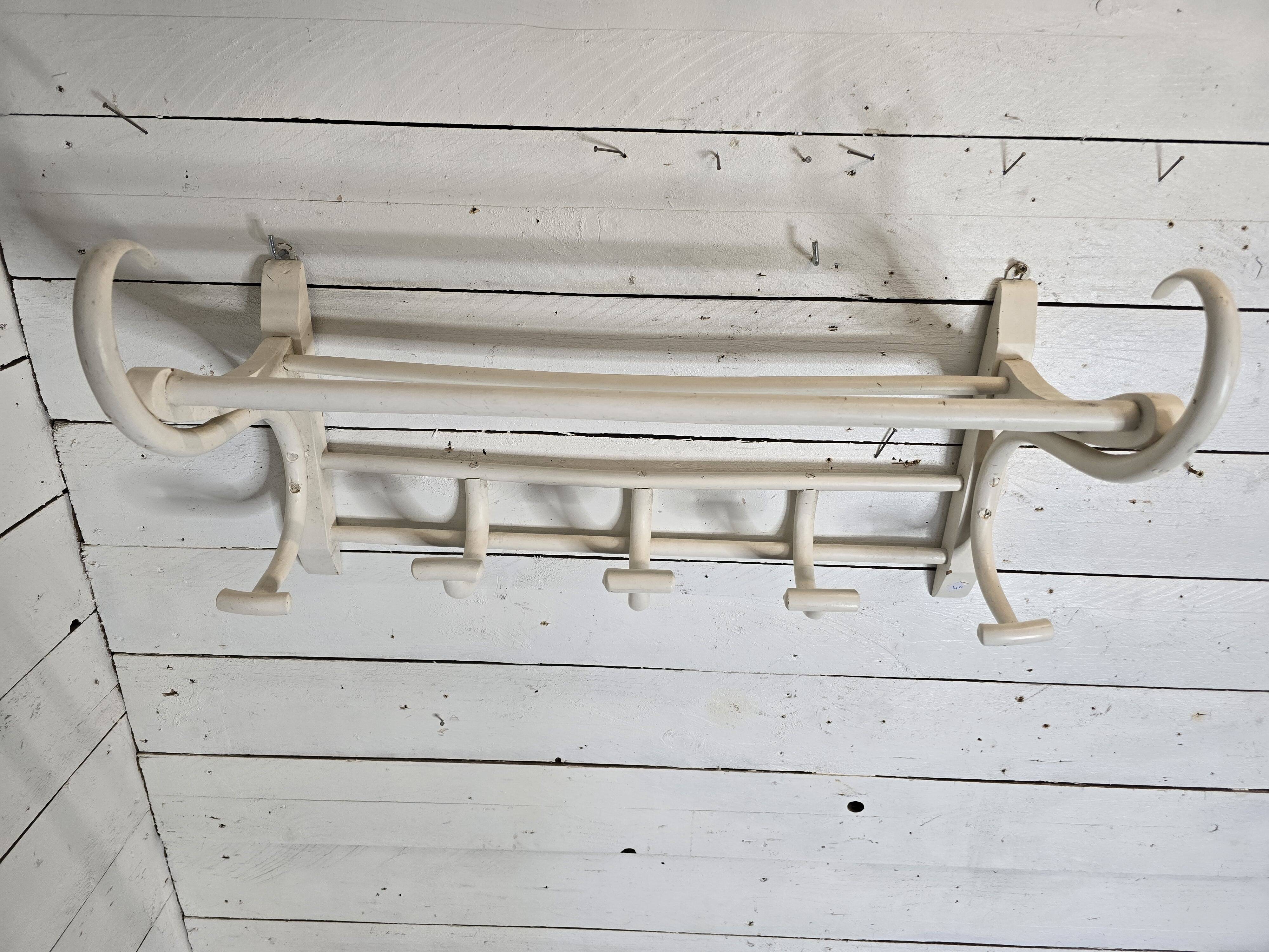 Mahieu curved wooden coat rack