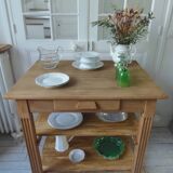 Meuble de métier vintage en chêne sur roulettes, 1 tiroir, 2 tablettes.