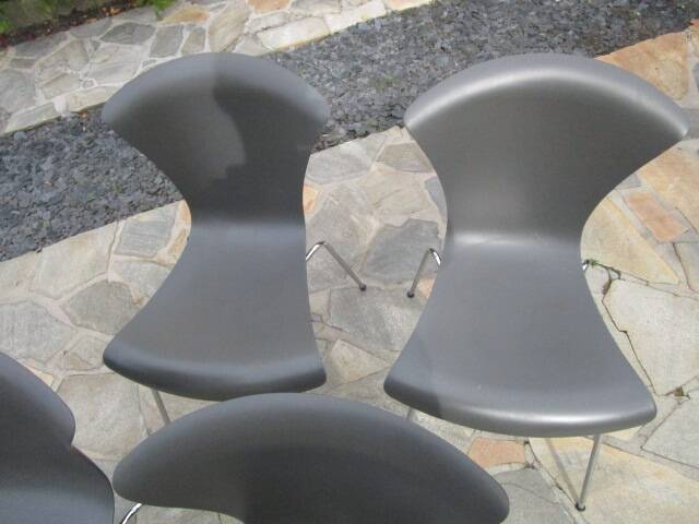Set of 4 grey Nihau chairs by Magistretti for Kartell - 2000s
