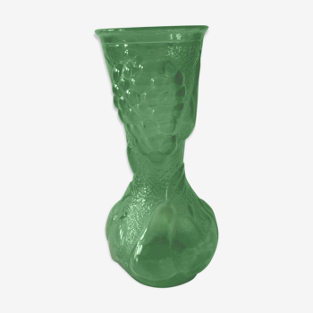 Glass vase