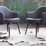 Eero Saarinen Knoll armchair upholstered in grey wool from the middle of the century