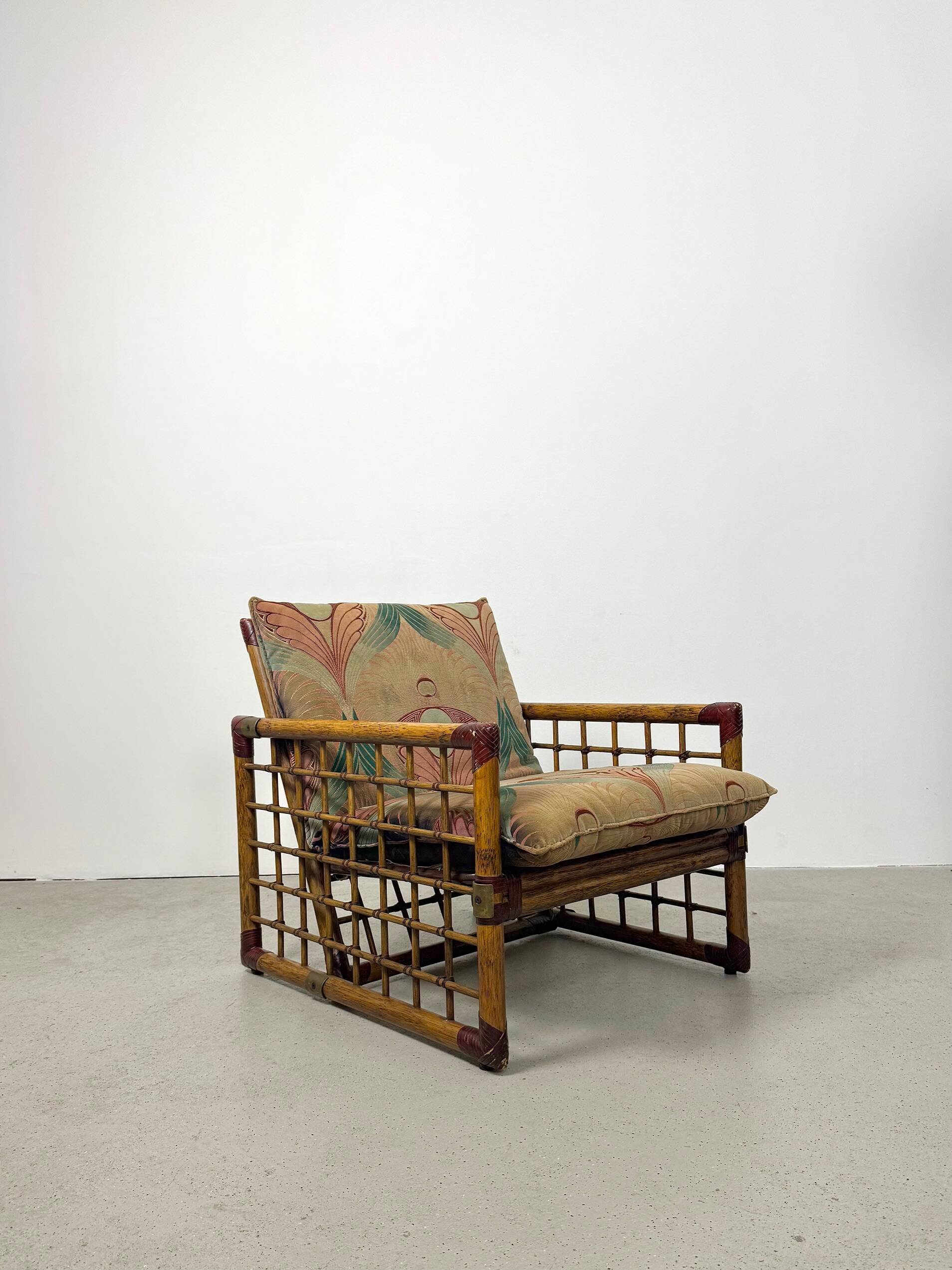 Chaise longue italienne des années 1970 en bambou, rotin, laiton et tissu style Liberty