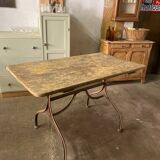 Bistro table